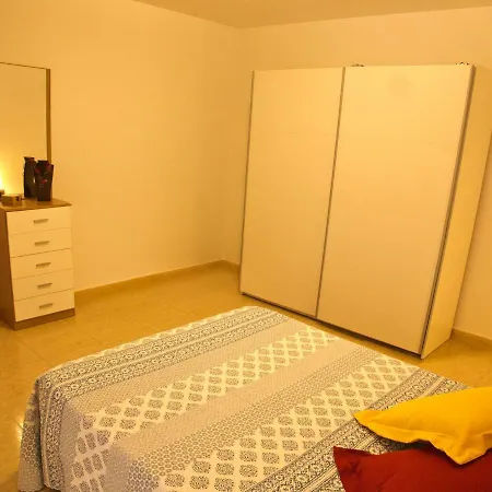 Bk Sardina's Place Apartment